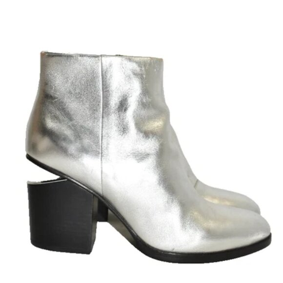 $725 Alexander Wang Gabi Leather Booties SILVER CUTOUT ALMOND 38.5 (TPO18) - Picture 2 of 9